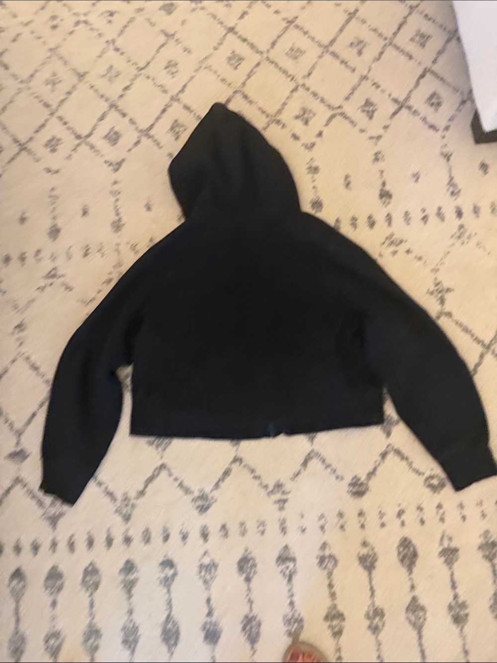 Black Lululemon Full-Zip Crop Scuba Hooded Jacket - Picture 4 of 4